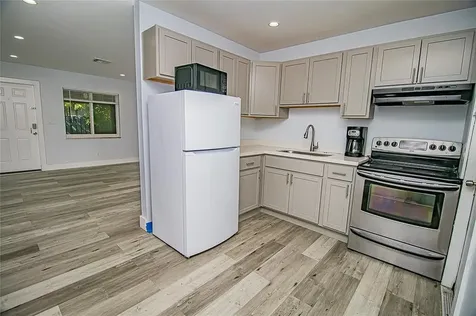 2432 Sherman Street Hollywood FL 33020