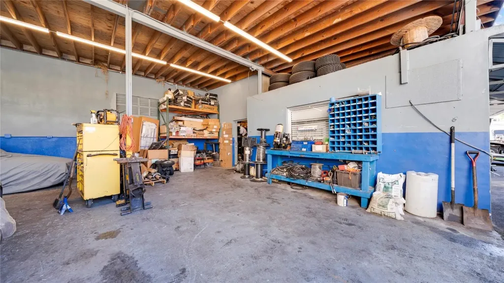 2230 NW 8th Avenue Miami FL 33127