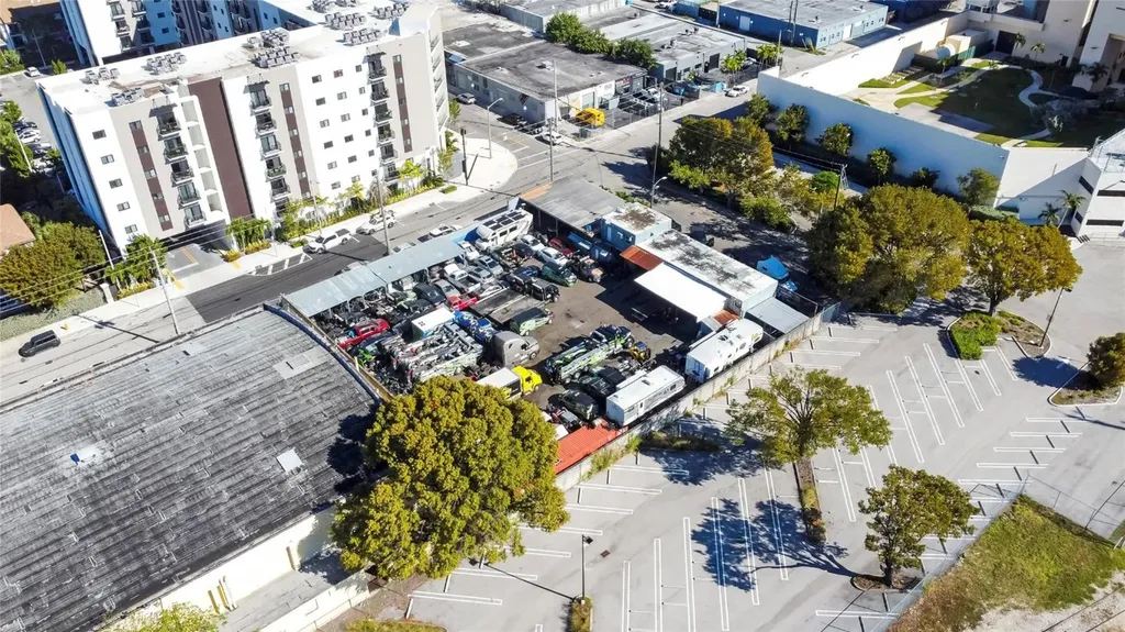 2230 NW 8th Avenue Miami FL 33127