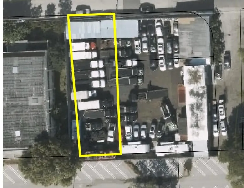 2230 NW 8th Avenue Miami FL 33127