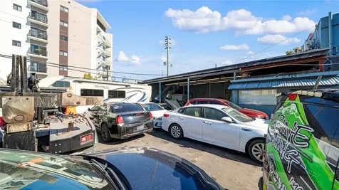 2230 NW 8th Avenue Miami FL 33127