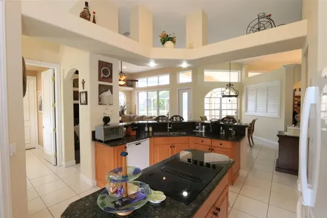 8075 Kiawah Trace Port St Lucie FL 34986