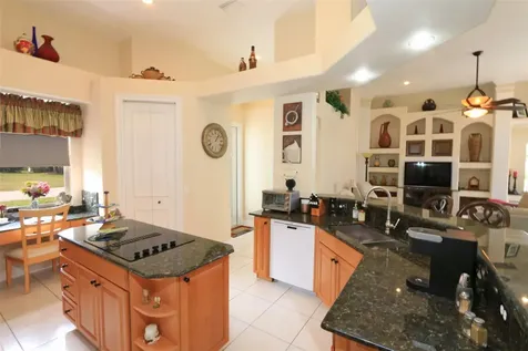 8075 Kiawah Trace Port St Lucie FL 34986