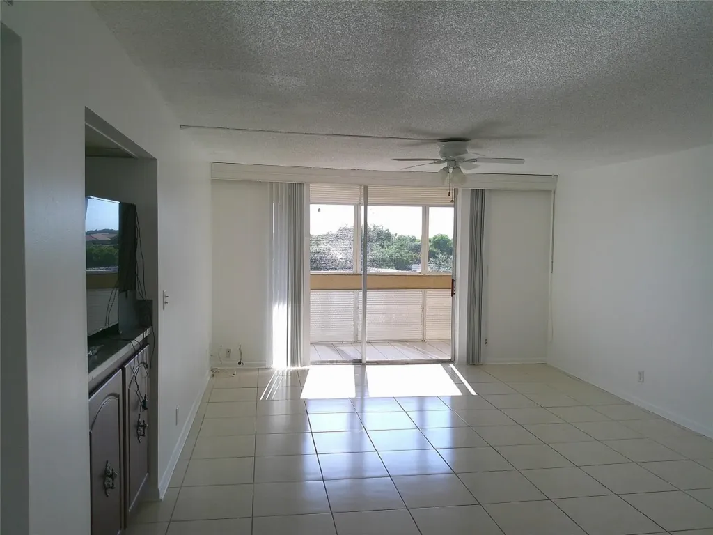 403 NW 68th Avenue Plantation FL 33317