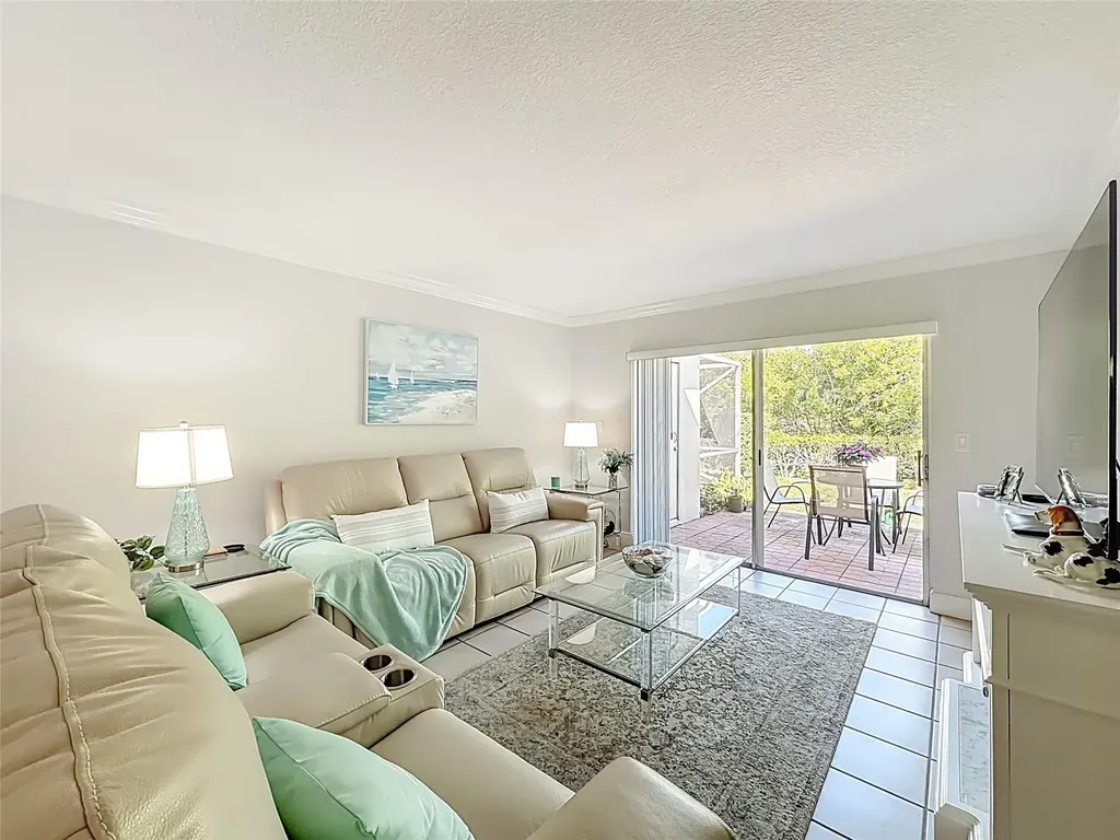 8891 Bella Vista Drive Boca Raton FL 33433