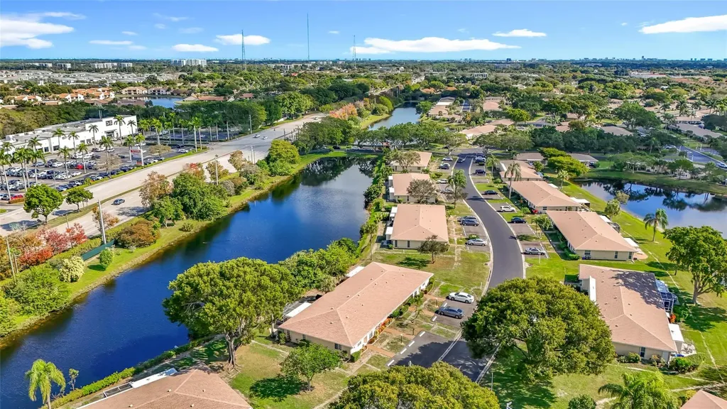 8891 Bella Vista Drive Boca Raton FL 33433