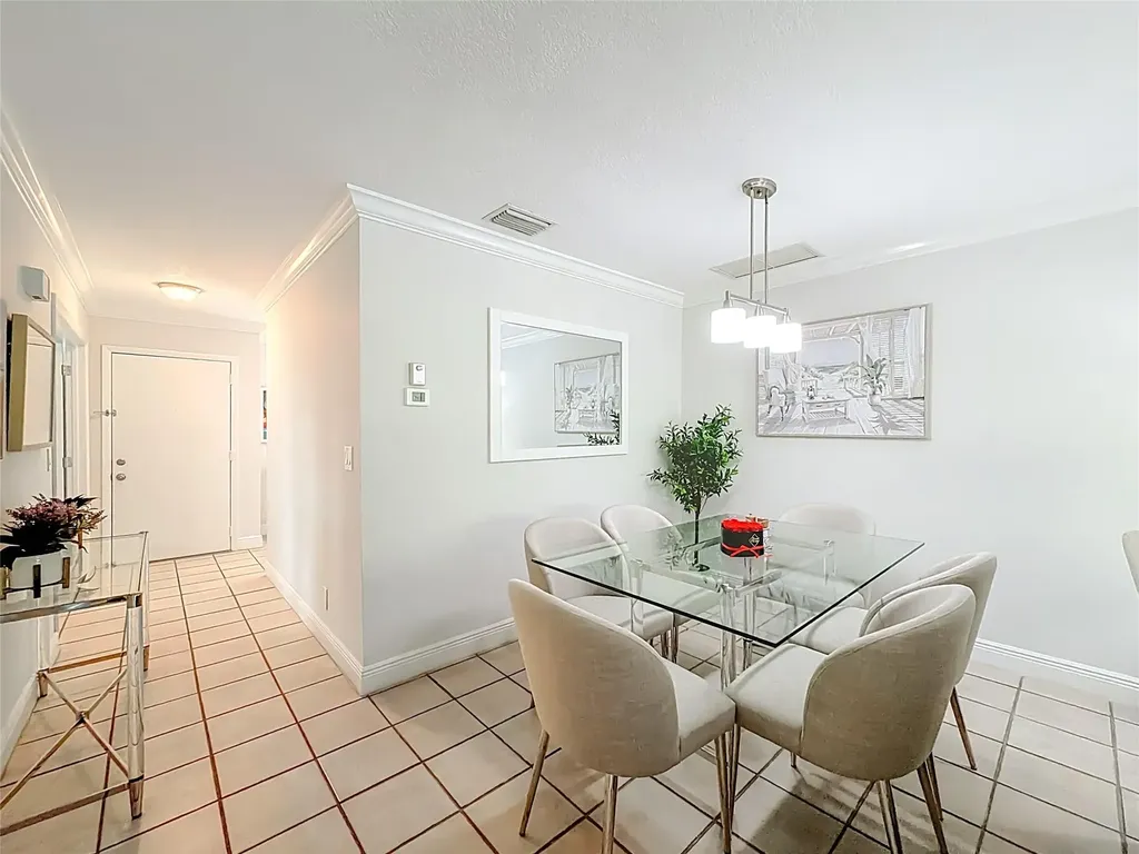 8891 Bella Vista Drive Boca Raton FL 33433