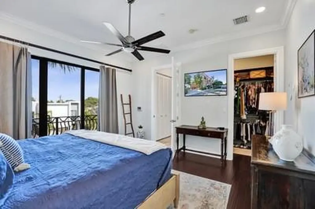 2260 SE 7 Street Pompano Beach FL 33062