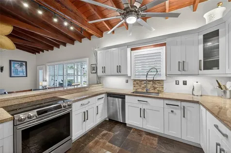 712 NW 29th Court Wilton Manors FL 33311