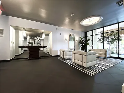 2400 Presidential Way West Palm Beach FL 33401