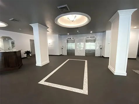 2400 Presidential Way West Palm Beach FL 33401