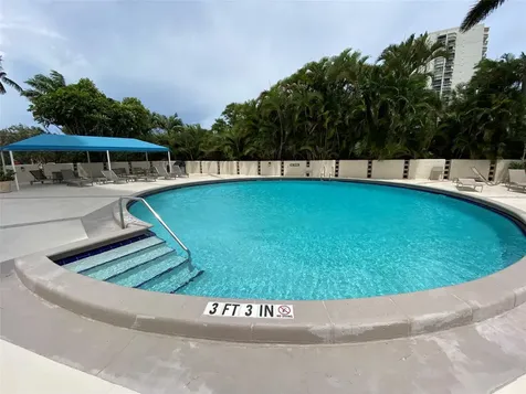 2400 Presidential Way West Palm Beach FL 33401