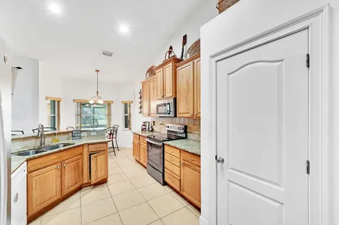 6944 NW Daffodil Lane Port St Lucie FL 34983