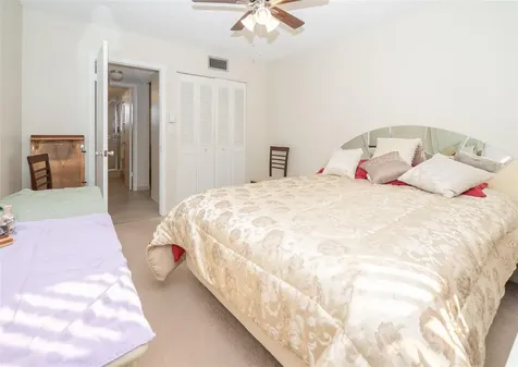 4000 NW 44th Avenue Lauderdale Lakes FL 33319