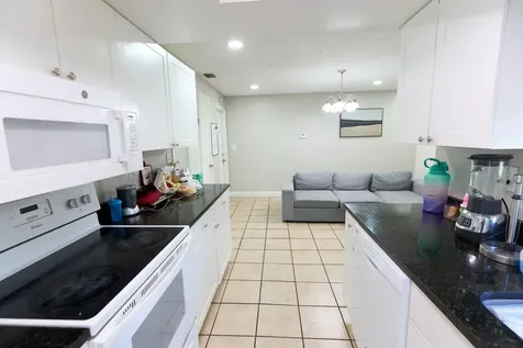 6597 Salem Street North Lauderdale FL 33068