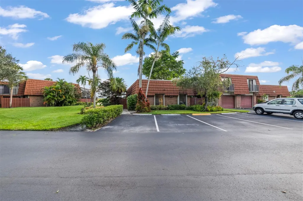 11927 SW 13th Court Davie FL 33325