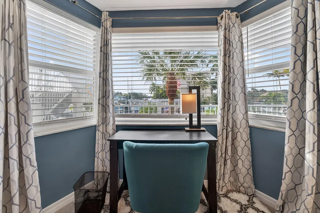535 Hendricks Isle Fort Lauderdale FL 33301