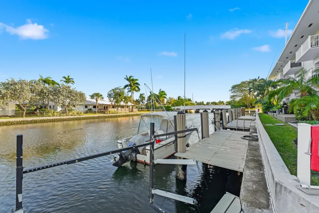 535 Hendricks Isle Fort Lauderdale FL 33301