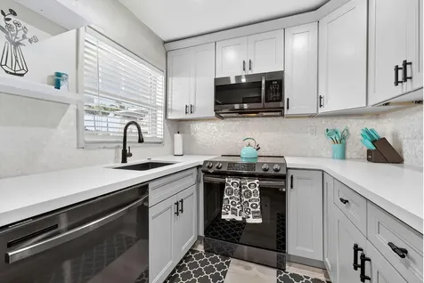 535 Hendricks Isle Fort Lauderdale FL 33301