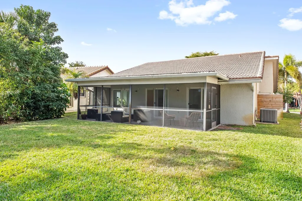 1621 Riverwood Lane Coral Springs FL 33071