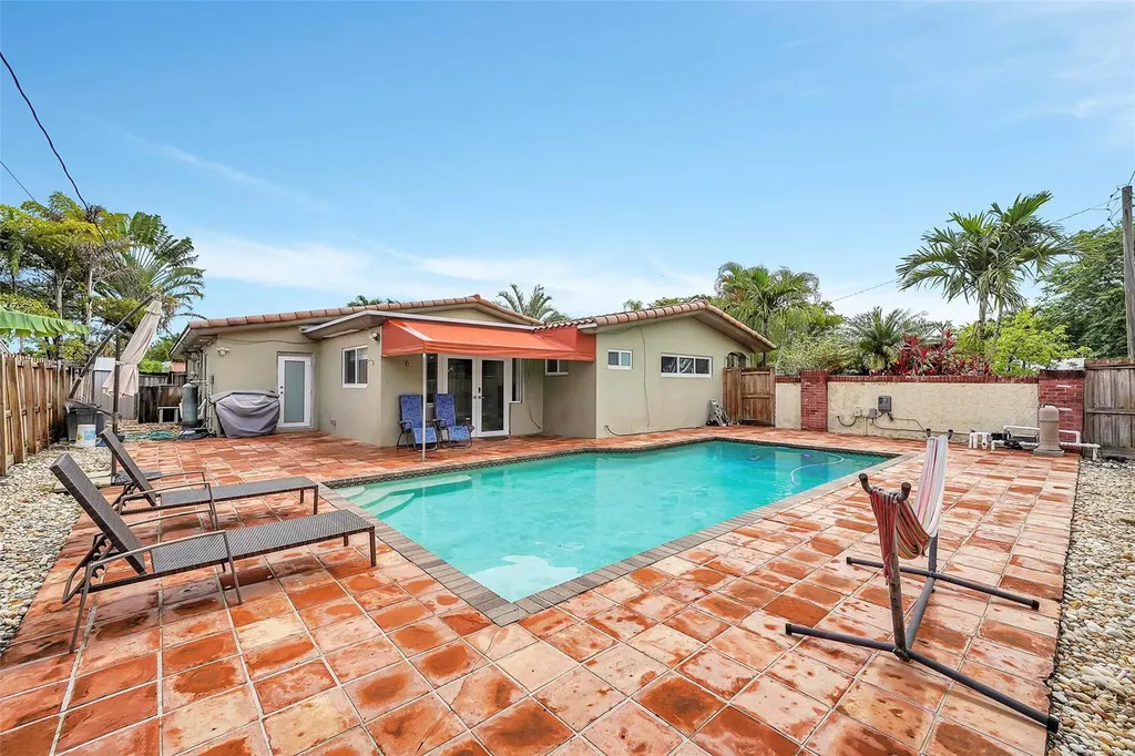 1518 Yale Drive Hollywood FL 33021