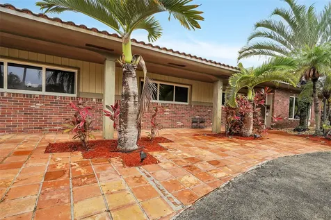 1518 Yale Drive Hollywood FL 33021