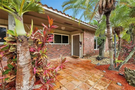 1518 Yale Drive Hollywood FL 33021