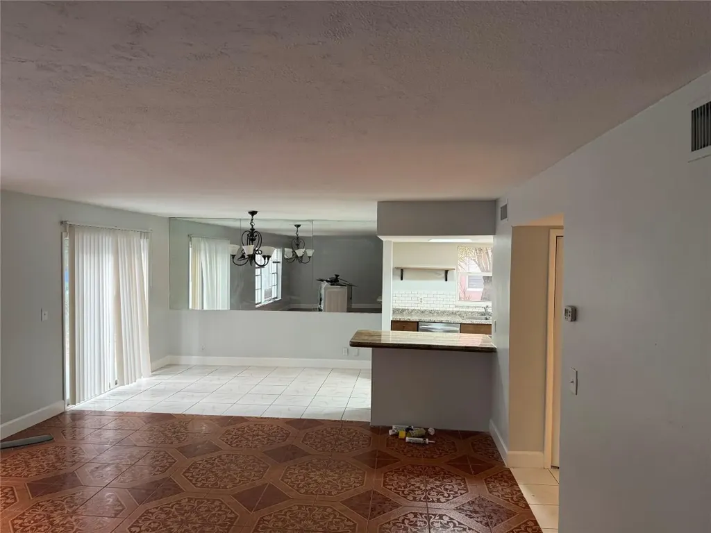 4330 NW 80th Avenue Coral Springs FL 33065