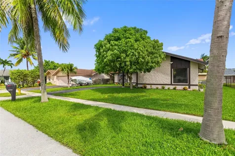 8211 SW 13th Court North Lauderdale FL 33068