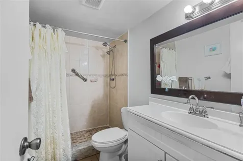 8220 SW 24th Street North Lauderdale FL 33068