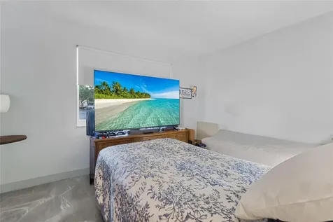 8220 SW 24th Street North Lauderdale FL 33068