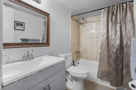8220 SW 24th Street North Lauderdale FL 33068