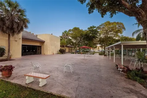 8220 SW 24th Street North Lauderdale FL 33068