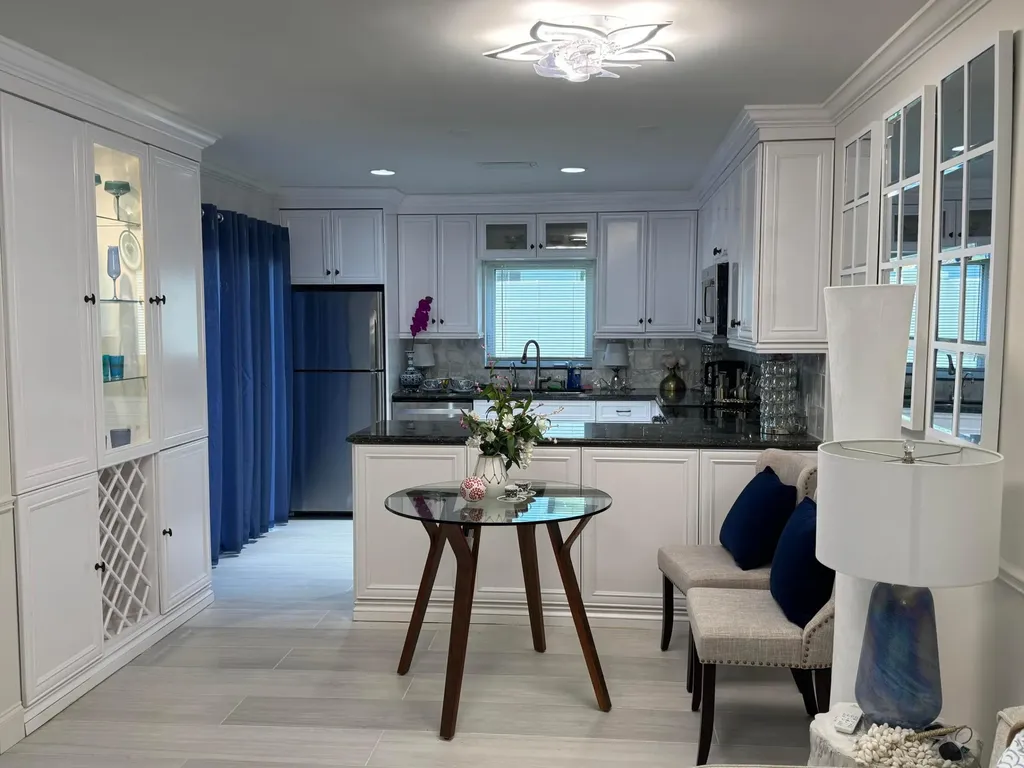 1010 NE 8th Avenue Delray Beach FL 33483
