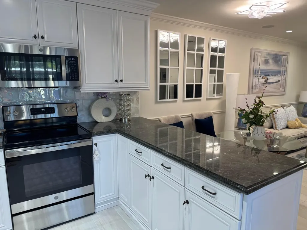 1010 NE 8th Avenue Delray Beach FL 33483