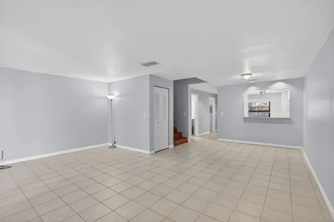 1261 NW 99th Terrace Pembroke Pines FL 33024
