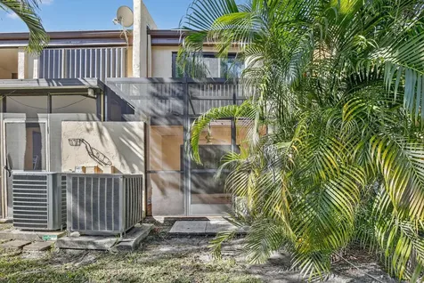 1261 NW 99th Terrace Pembroke Pines FL 33024
