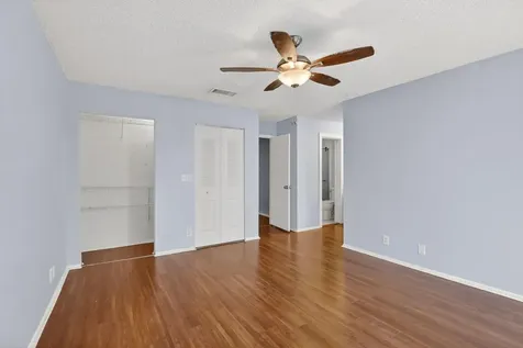 1261 NW 99th Terrace Pembroke Pines FL 33024