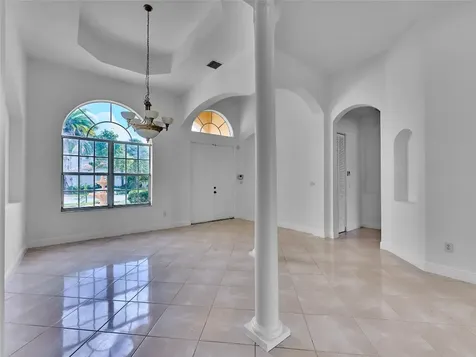 7127 Pinecreek Way Coconut Creek FL 33073