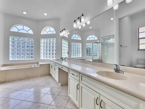 7127 Pinecreek Way Coconut Creek FL 33073