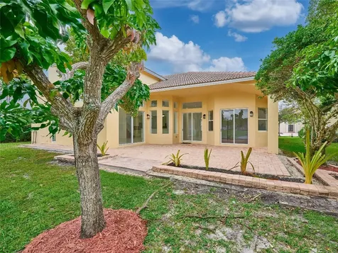 7127 Pinecreek Way Coconut Creek FL 33073