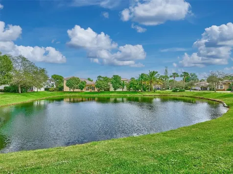 7127 Pinecreek Way Coconut Creek FL 33073