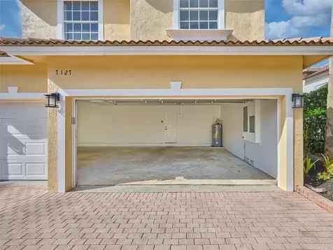 7127 Pinecreek Way Coconut Creek FL 33073