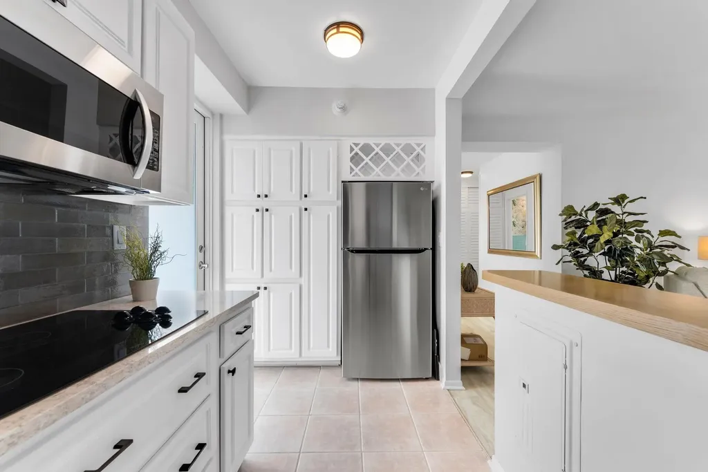 1920 S Ocean Drive Fort Lauderdale FL 33316
