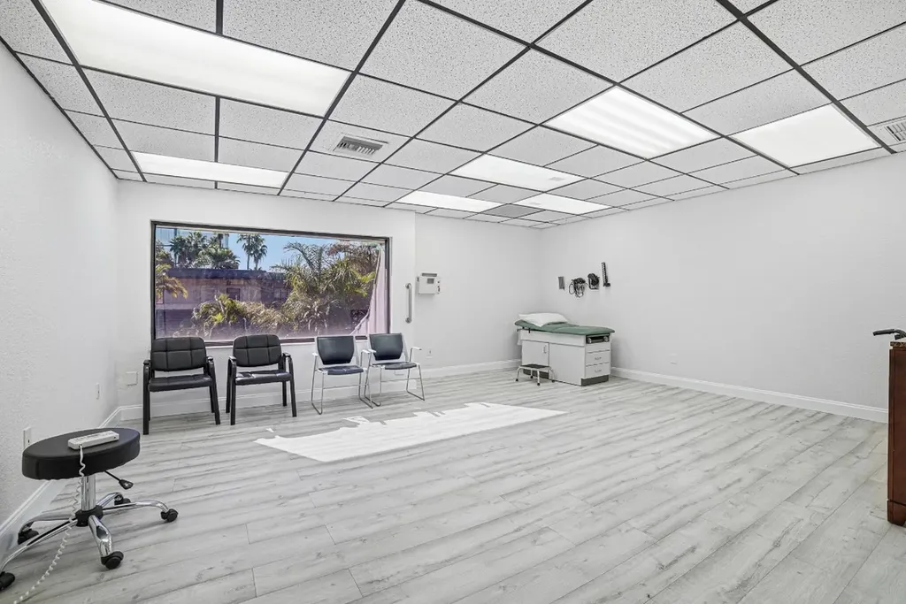 2929 N University Drive Coral Springs FL 33065