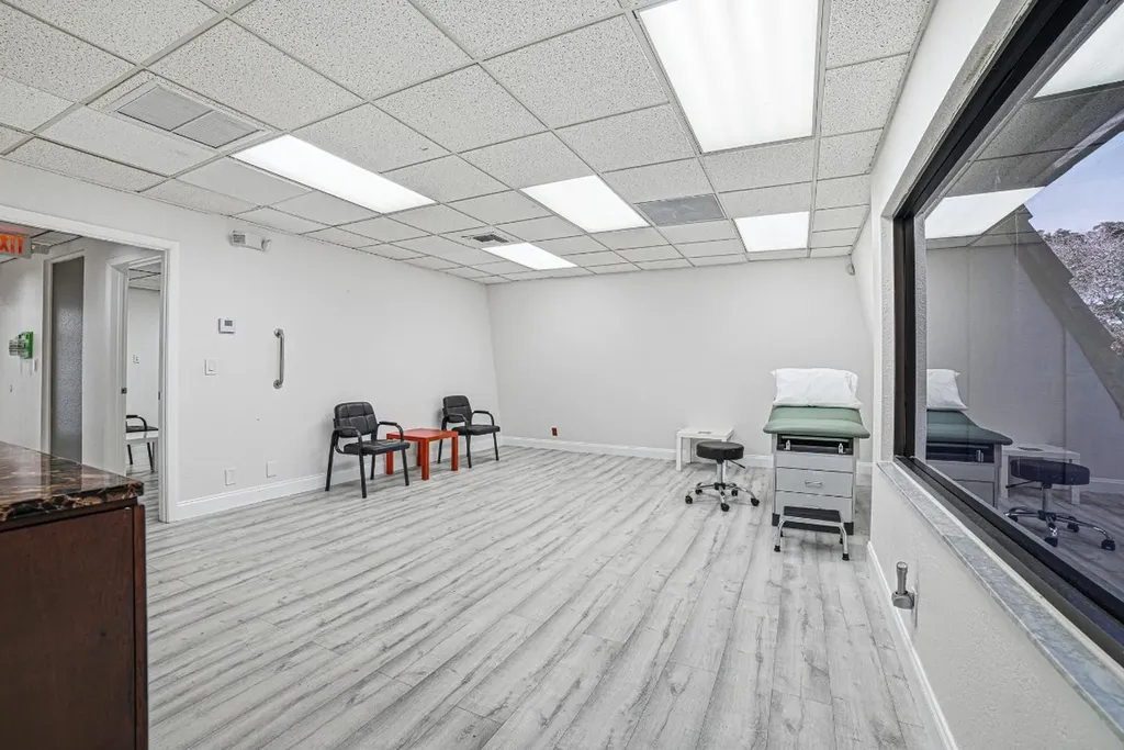 2929 N University Drive Coral Springs FL 33065