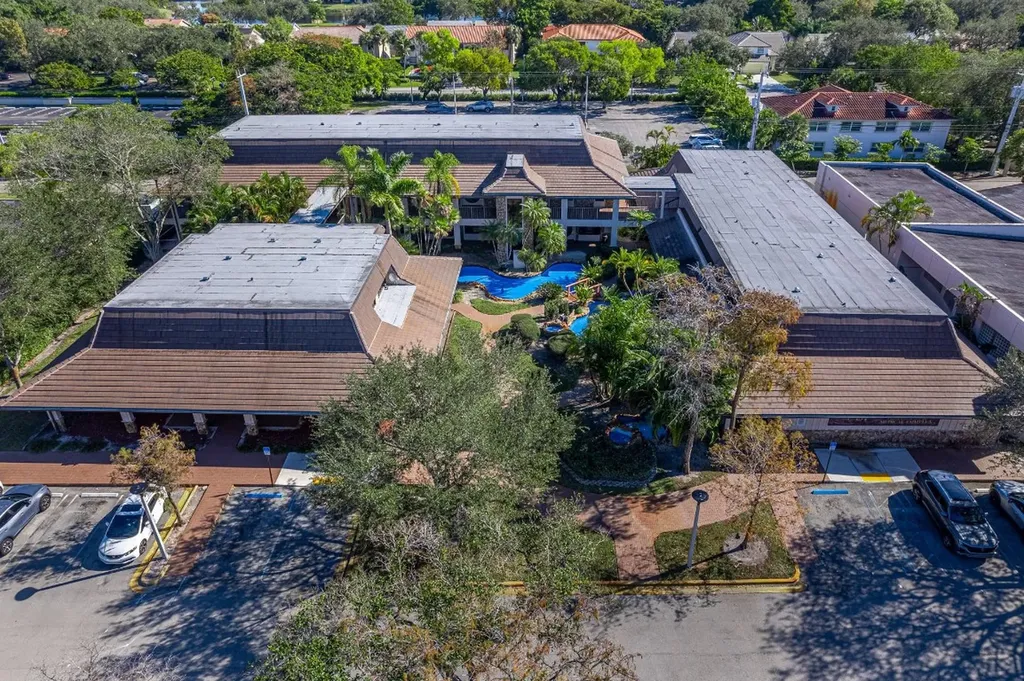 2929 N University Drive Coral Springs FL 33065