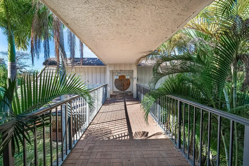 2929 N University Drive Coral Springs FL 33065