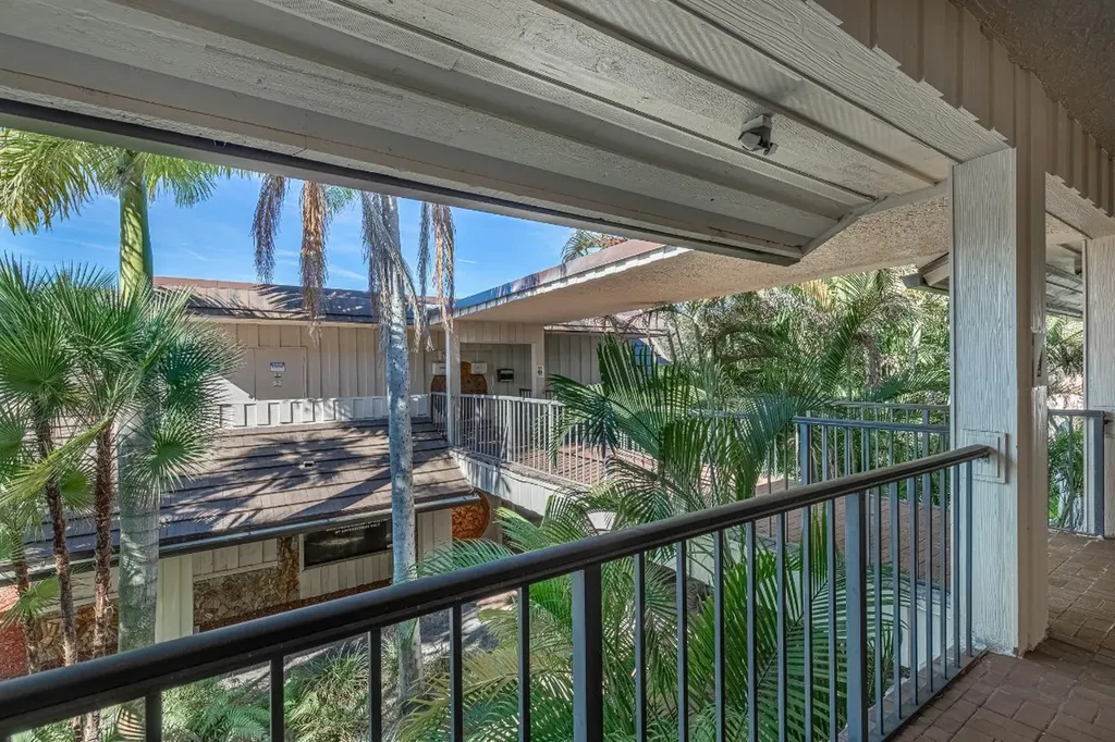 2929 N University Drive Coral Springs FL 33065