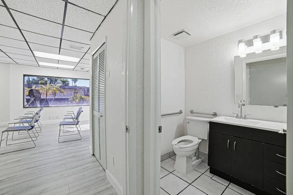 2929 N University Drive Coral Springs FL 33065